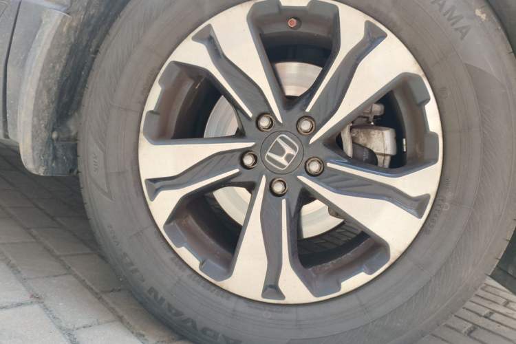 Used Honda CR-V 2021 240TURBO CVT 2WD Comfort Version Right Front Wheel Hub