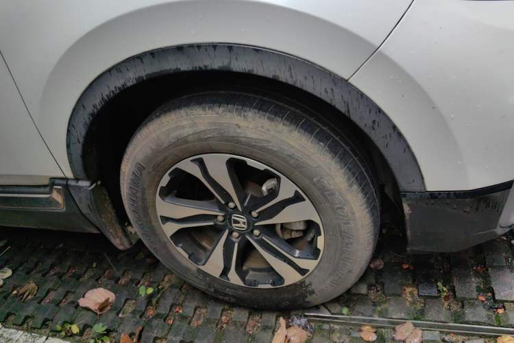 Used Honda CR-V 2021 240TURBO CVT 2WD Comfort Version Right Front Wheel Hub