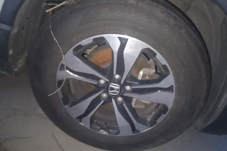 Used Honda CR-V 2021 240TURBO CVT 2WD Comfort Version Right Front Wheel Hub