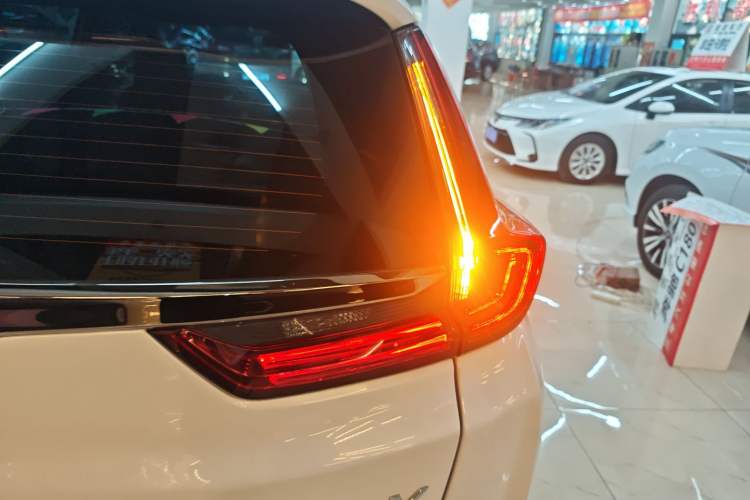 Used Honda CR-V 2021 240TURBO CVT 2WD Comfort Version Right Rear Taillight
