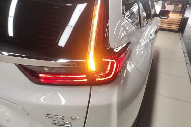 Used Honda CR-V 2021 240TURBO CVT 2WD Comfort Version Right Rear Taillight