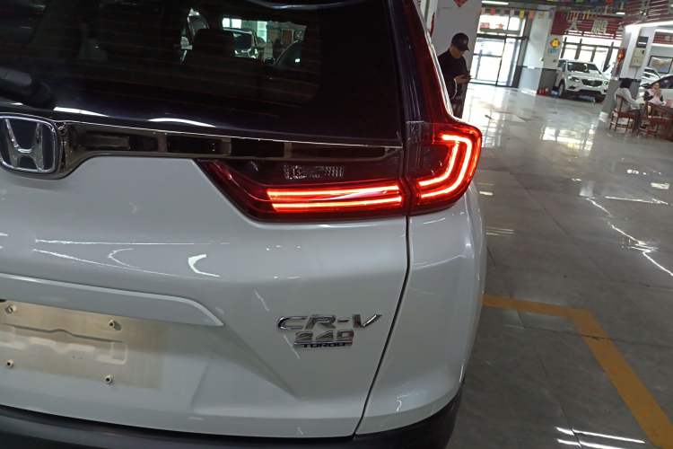 Used Honda CR-V 2021 240TURBO CVT 2WD Comfort Version Right Rear Taillight