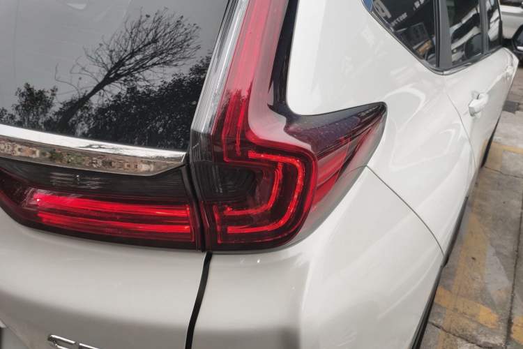 Used Honda CR-V 2021 240TURBO CVT 2WD Comfort Version Right Rear Taillight