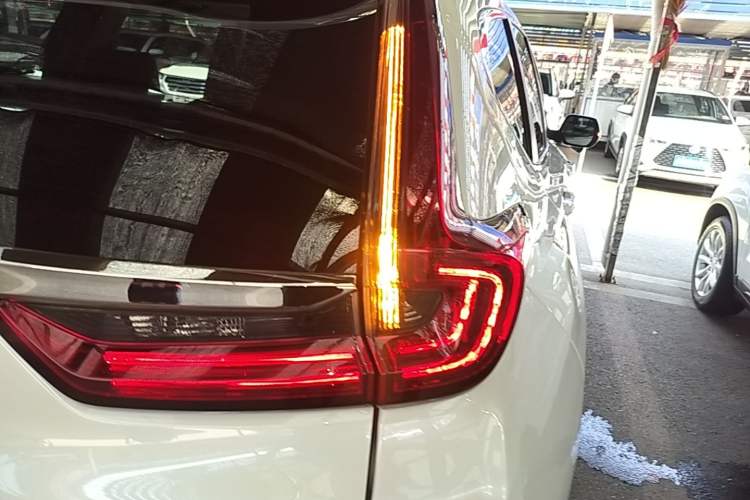 Used Honda CR-V 2021 240TURBO CVT 2WD Fashion Edition Right Rear Taillight