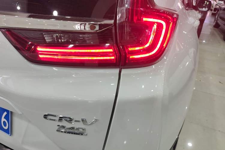 Used Honda CR-V 2021 240TURBO CVT 2WD Comfort Version Right Rear Taillight