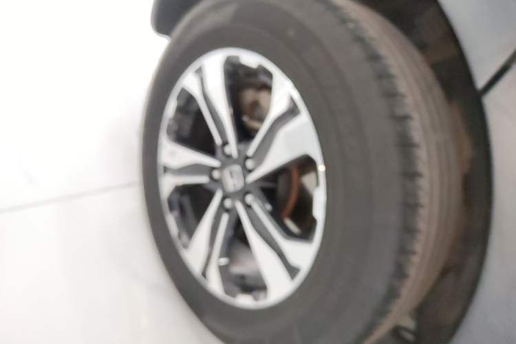Used Honda CR-V 2021 240TURBO CVT Four-Wheel Drive Luxury Edition Right Rear Wheel Hub