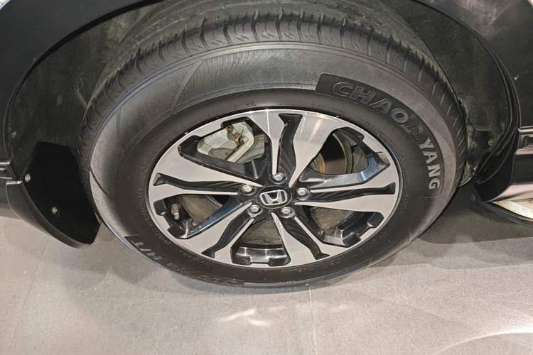 Used Honda CR-V 2021 240TURBO CVT 2WD Comfort Version Right Rear Wheel Hub