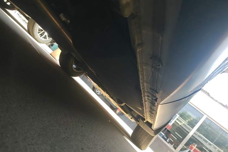 Used Honda CR-V 2021 240TURBO CVT 2WD Fashion Edition Right Side Sill