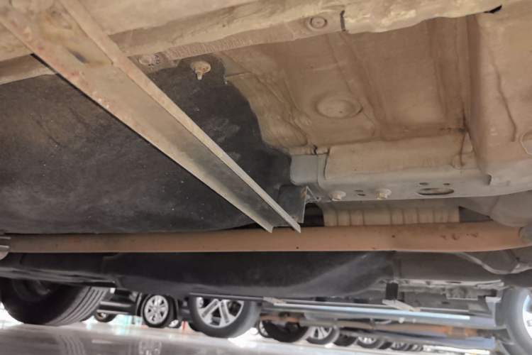 Used Honda CR-V 2021 240TURBO CVT 2WD Comfort Version Right Side Sill