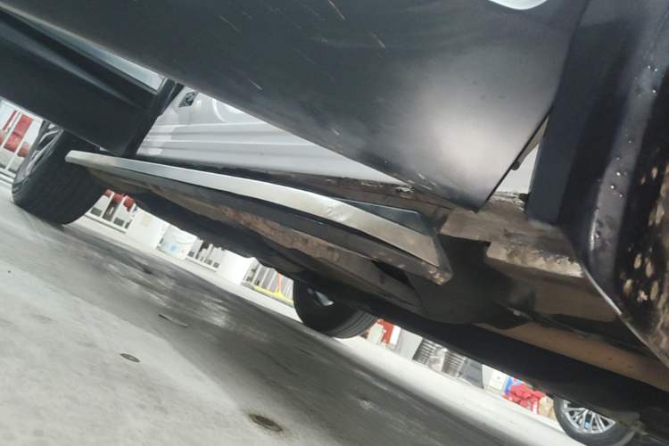 Used Honda CR-V 2021 240TURBO CVT 2WD Fashion Edition Right Side Sill