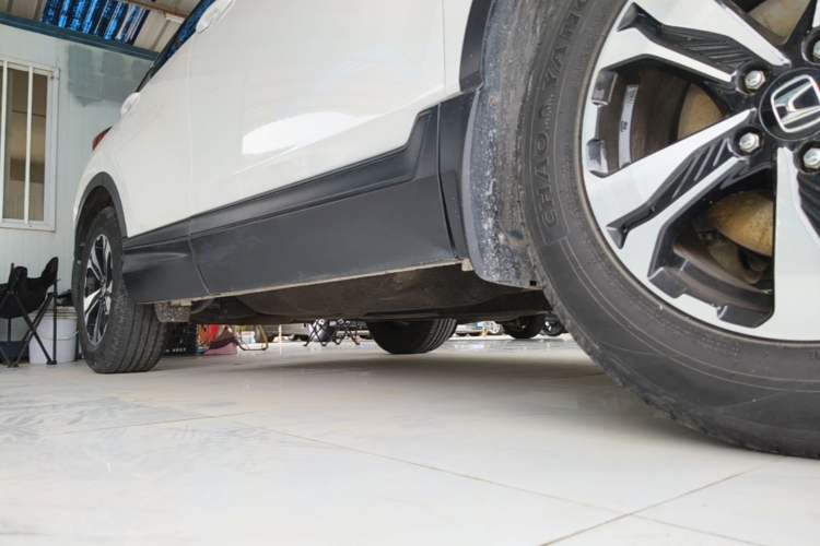 Used Honda CR-V 2021 240TURBO CVT 2WD Comfort Version Right Side Sill