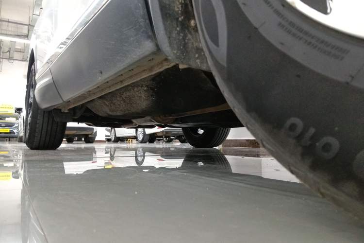 Used Honda CR-V 2021 240TURBO CVT 2WD Comfort Version Right Side Sill