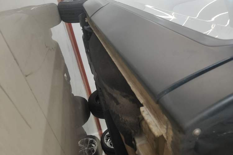 Used Honda CR-V 2021 240TURBO CVT 2WD Comfort Version Right Side Sill