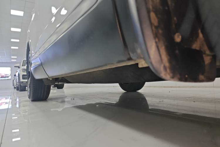 Used Honda CR-V 2021 240TURBO CVT 2WD Comfort Version Right Side Sill
