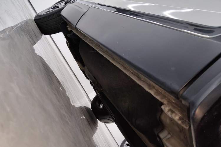 Used Honda CR-V 2021 240TURBO CVT 2WD Fashion Edition Right Side Sill
