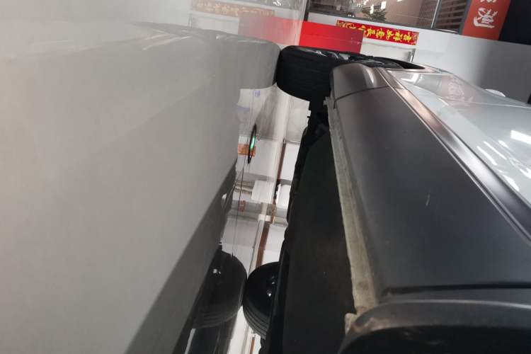 Used Honda CR-V 2021 240TURBO CVT 2WD Comfort Version Right Side Sill