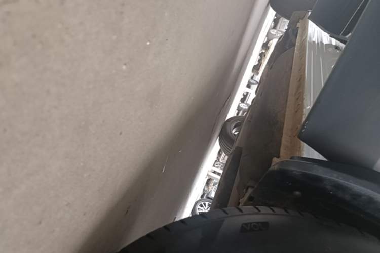 Used Honda CR-V 2021 240TURBO CVT 2WD Black Jazz Edition Right Side Sill