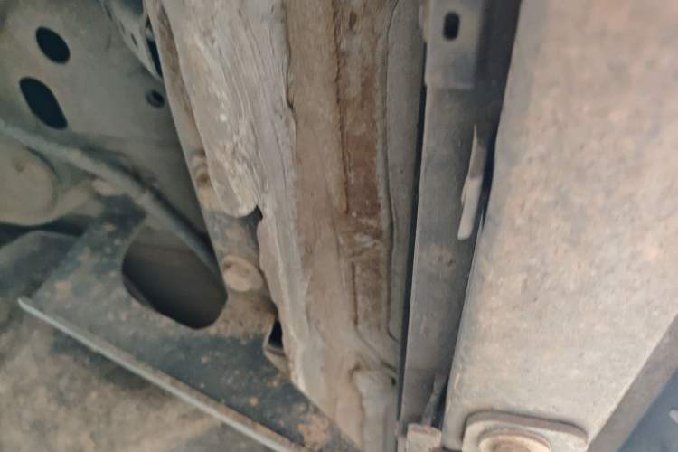Used Honda CR-V 2021 240TURBO CVT 2WD Comfort Version Right Side Sill