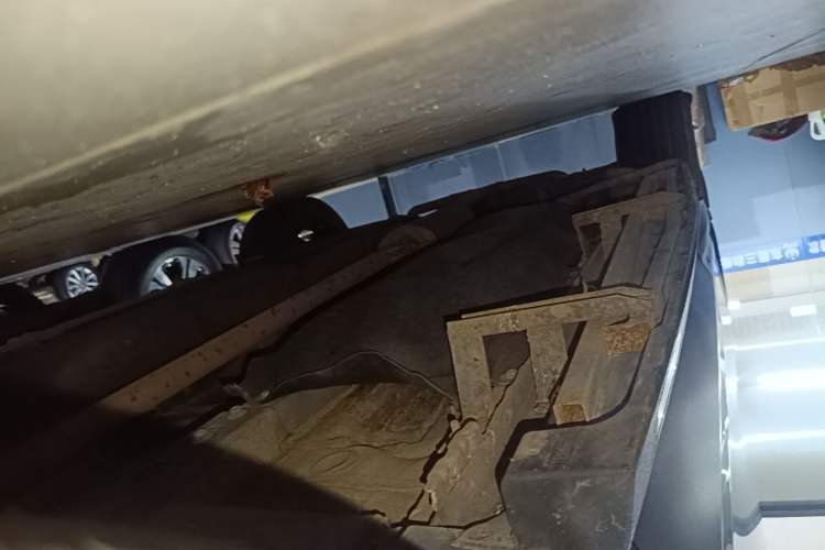 Used Honda CR-V 2021 240TURBO CVT 2WD Comfort Version Right Side Sill
