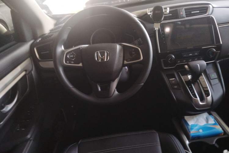 Used Honda CR-V 2021 240TURBO CVT 2WD Comfort Version Steering Wheel