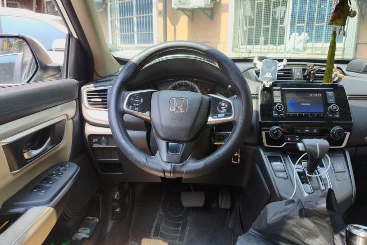 Used Honda CR-V 2021 240TURBO CVT 2WD Comfort Version Steering Wheel