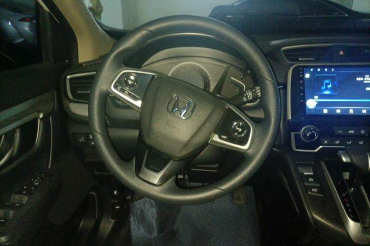 Used Honda CR-V 2021 240TURBO CVT 2WD Comfort Version Steering Wheel