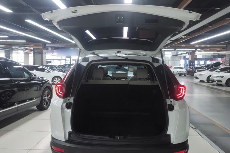 Used Honda CR-V 2021 240TURBO CVT 2WD Comfort Version Trunk