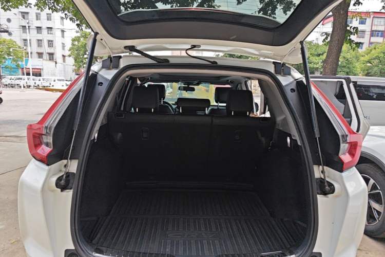 Used Honda CR-V 2021 240TURBO CVT 2WD Fashion Edition Trunk
