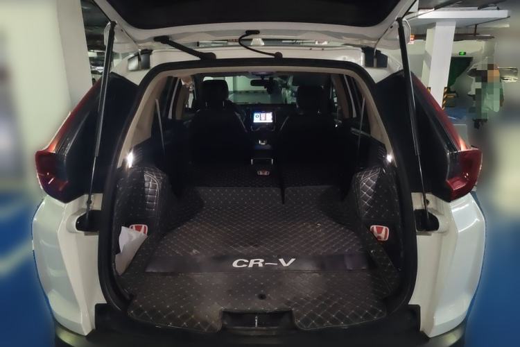 Used Honda CR-V 2021 240TURBO CVT 2WD Comfort Version Trunk