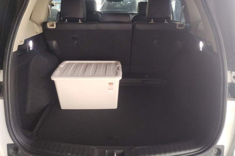 Used Honda CR-V 2021 240TURBO CVT 2WD Comfort Version Trunk