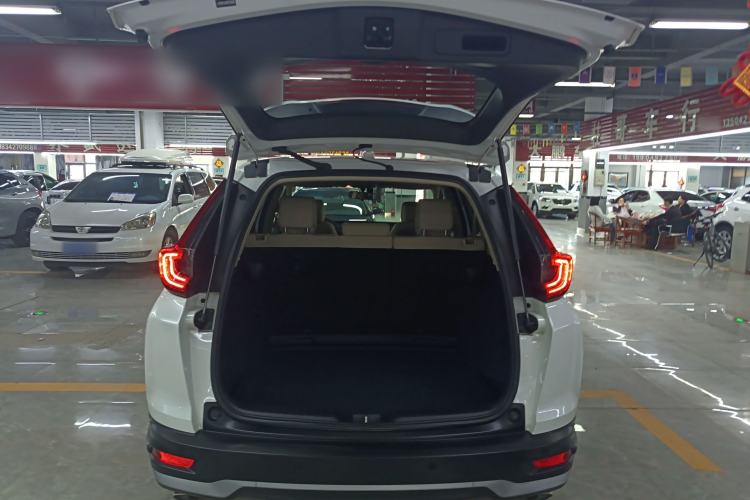 Used Honda CR-V 2021 240TURBO CVT 2WD Comfort Version Trunk
