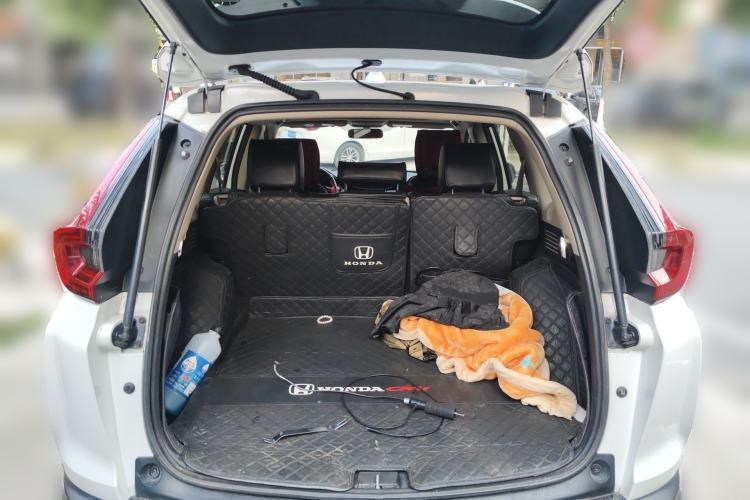 Used Honda CR-V 2021 240TURBO CVT 2WD Comfort Version Trunk