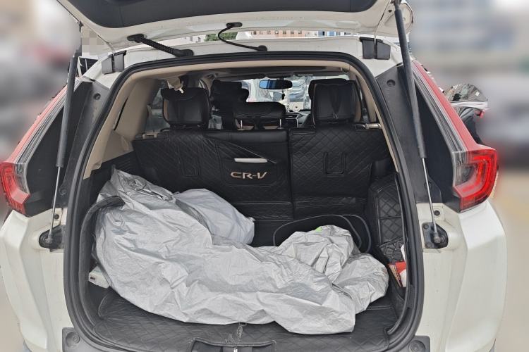 Used Honda CR-V 2021 240TURBO CVT 2WD Comfort Version Trunk