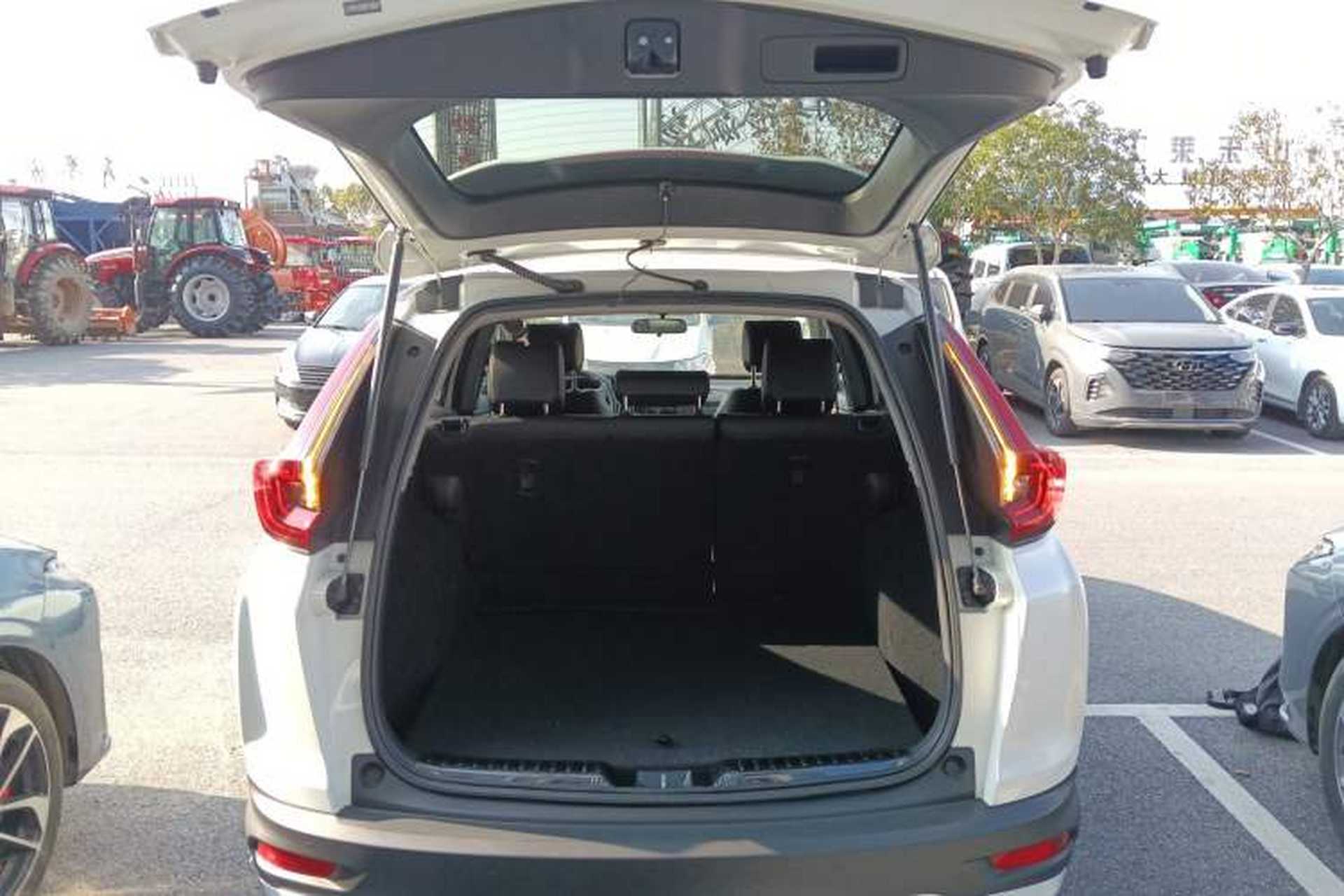 Used Honda CR-V 2021 240TURBO CVT 2WD Fashion Edition Trunk