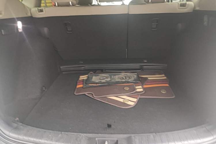 Used Honda CR-V 2021 240TURBO CVT 2WD Comfort Version Trunk