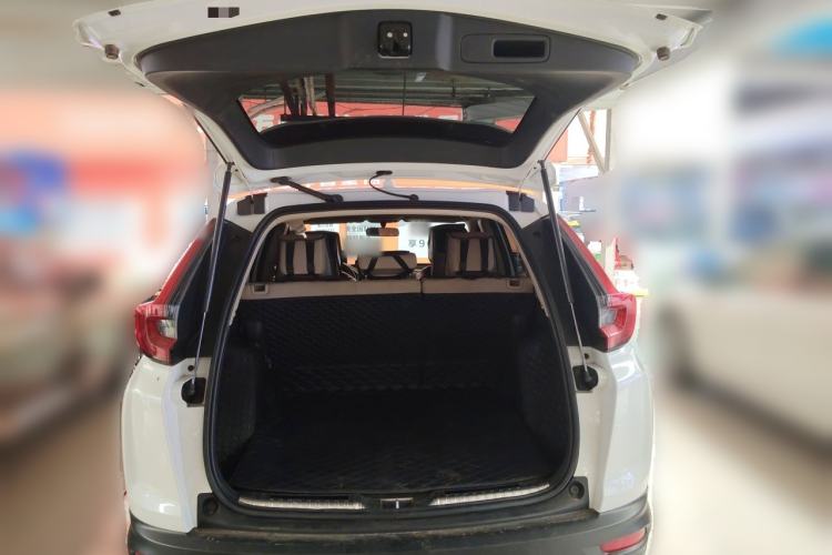 Used Honda CR-V 2021 240TURBO CVT 2WD Comfort Version Trunk