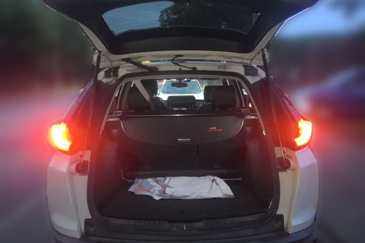 Used Honda CR-V 2021 240TURBO CVT 2WD Comfort Version Trunk