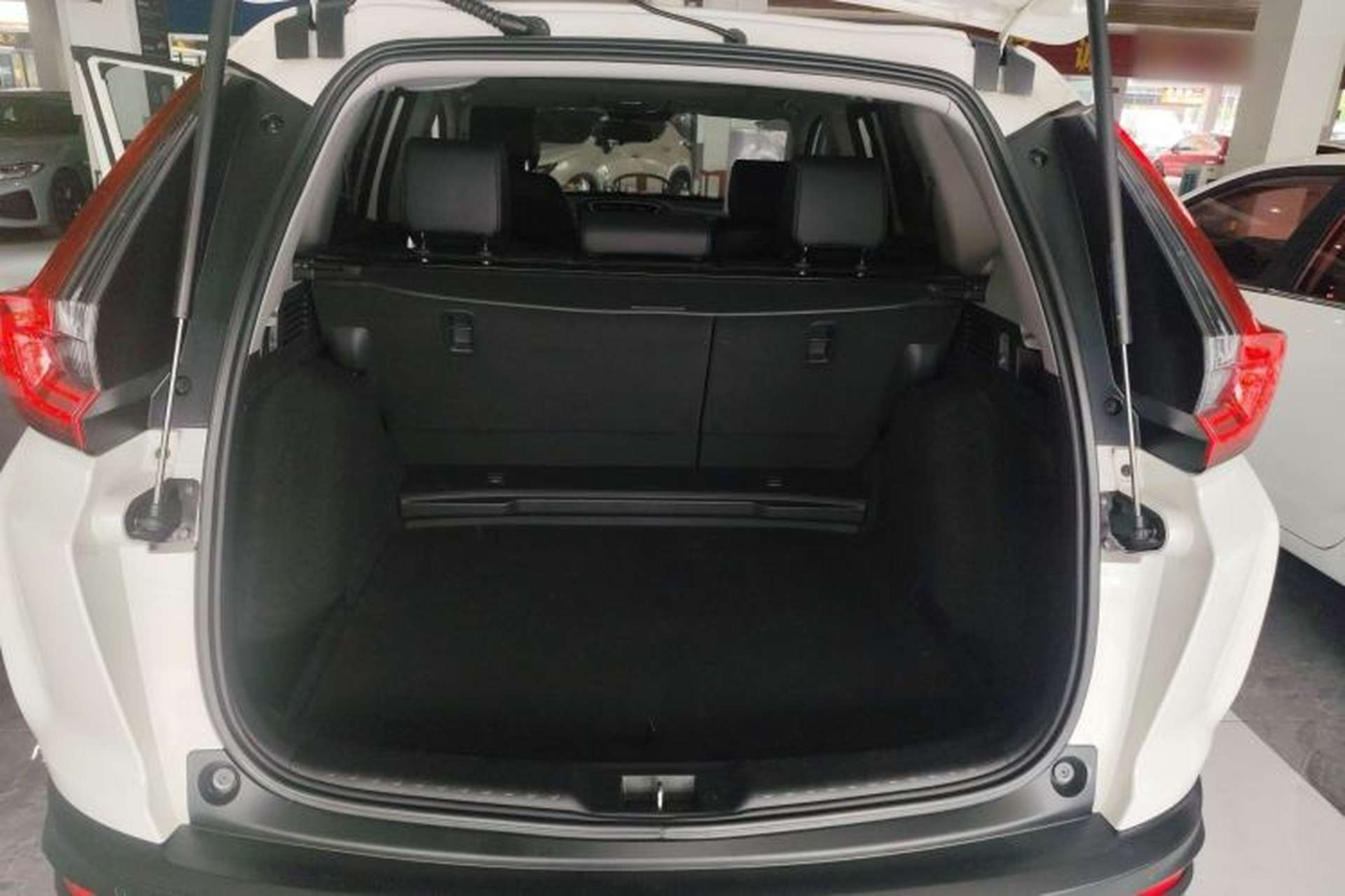Used Honda CR-V 2021 240TURBO CVT Two-Wheel Drive Urban Edition Trunk