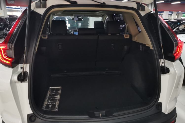 Used Honda CR-V 2021 240TURBO CVT 2WD Comfort Version Trunk