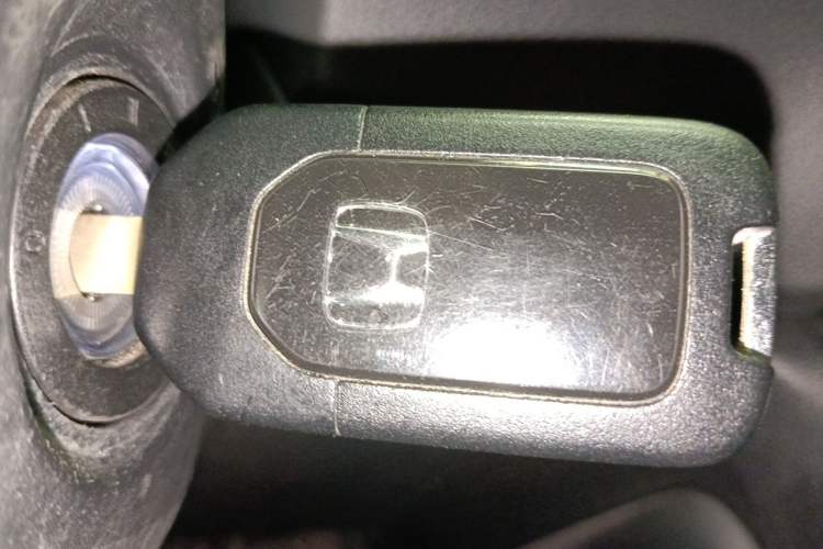 Used Honda CR-V 2021 240TURBO CVT 2WD Comfort Version Vehicle Key