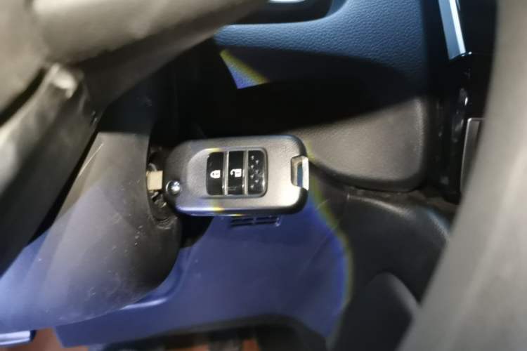 Used Honda CR-V 2021 240TURBO CVT 2WD Comfort Version Vehicle Key