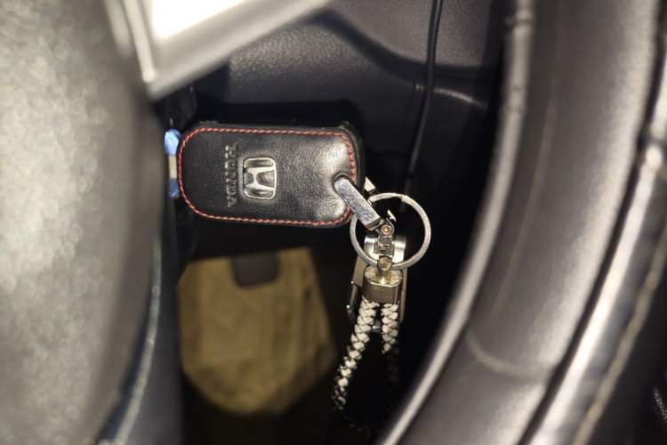 Used Honda CR-V 2021 240TURBO CVT 2WD Comfort Version Vehicle Key