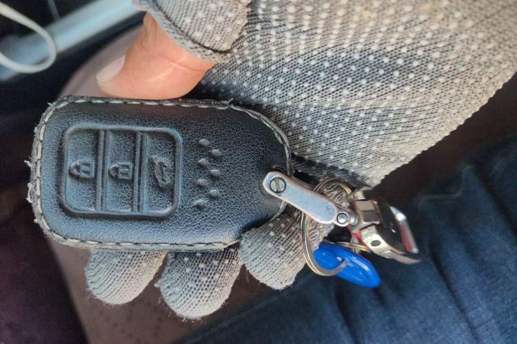Used Honda CR-V 2021 240TURBO CVT 2WD Comfort Version Vehicle Key