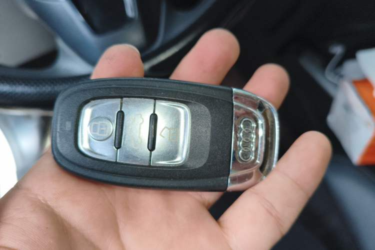 Used Honda CR-V 2021 240TURBO CVT 2WD Comfort Version Vehicle Key