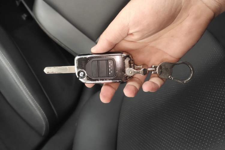 Used Honda CR-V 2021 240TURBO CVT 2WD Comfort Version Vehicle Key