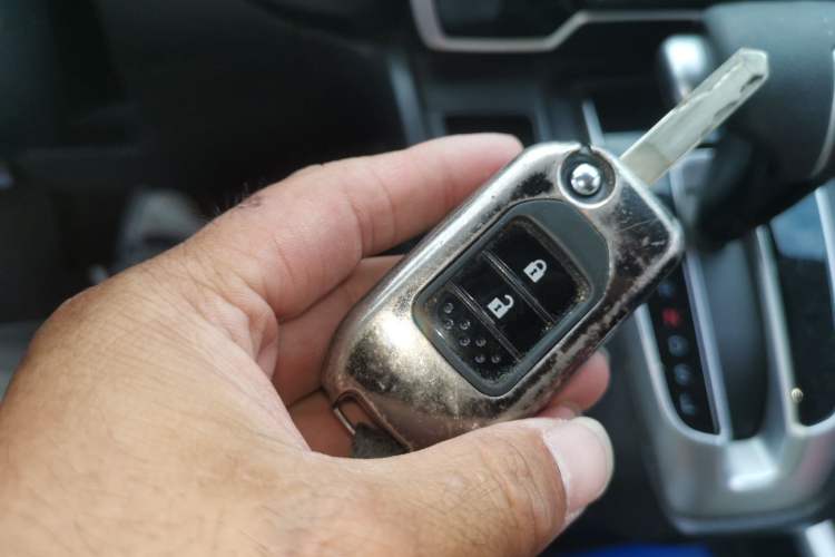 Used Honda CR-V 2021 240TURBO CVT 2WD Comfort Version Vehicle Key