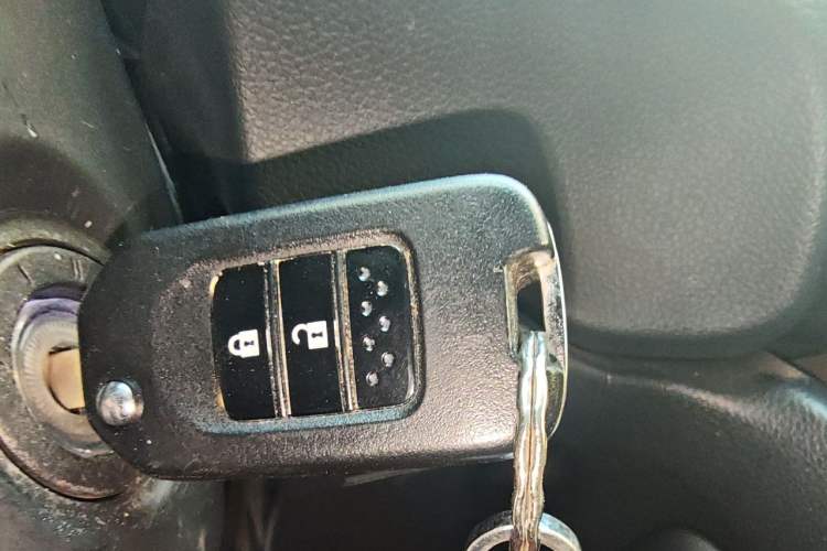 Used Honda CR-V 2021 240TURBO CVT 2WD Comfort Version Vehicle Key