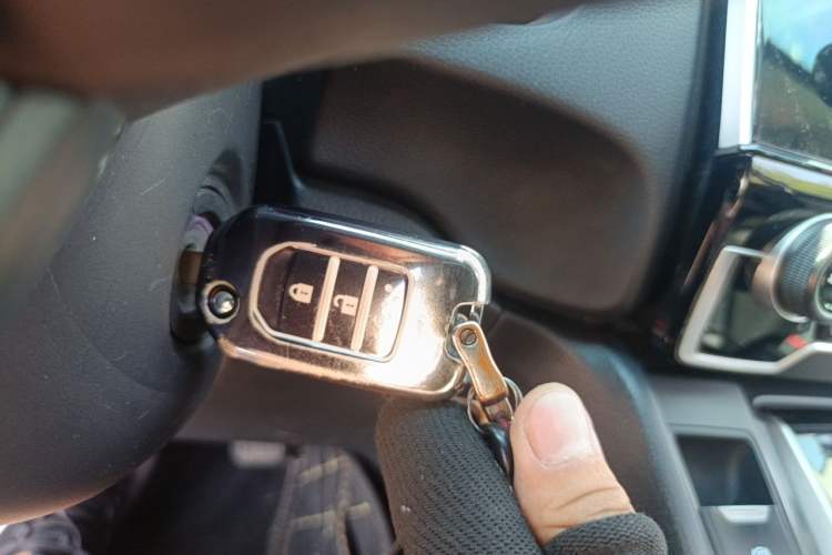 Used Honda CR-V 2021 240TURBO CVT 2WD Comfort Version Vehicle Key