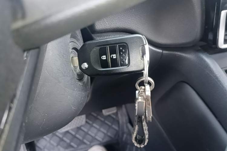 Used Honda CR-V 2021 240TURBO CVT 2WD Comfort Version Vehicle Key