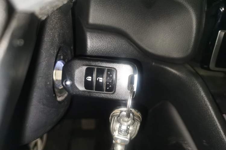 Used Honda CR-V 2021 240TURBO CVT 2WD Comfort Version Vehicle Key